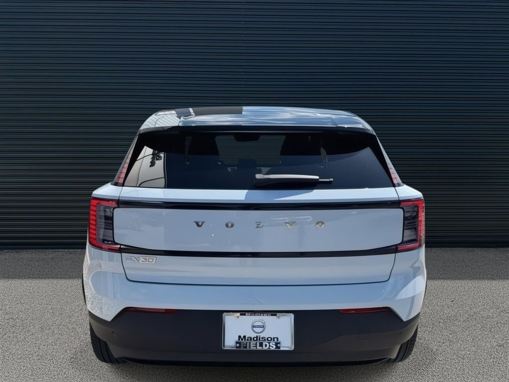 Used 2025 Volvo EX30 Ultra image 3