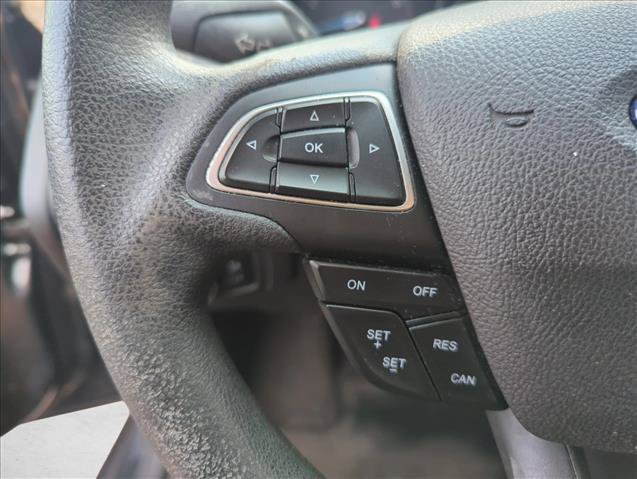 Used 2017 Ford Focus SE FWD image 14