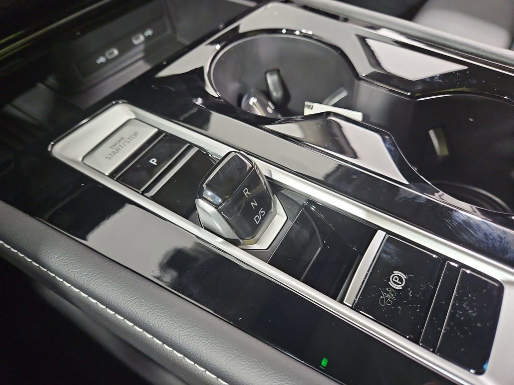 New 2026 Volkswagen Atlas SEL image 24