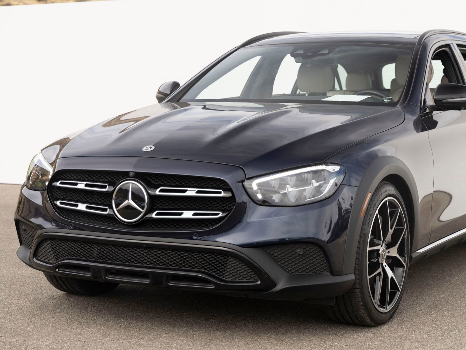 Used 2023 Mercedes-Benz E 450 4MATIC All-Terrain Wagon image 6