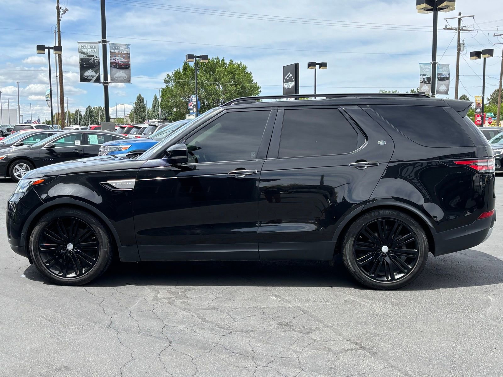 Used 2018 Land Rover Discovery HSE Luxury AWD/4WD image 8