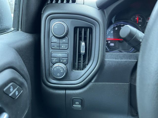 Used 2021 Chevrolet Silverado 1500 Custom image 17