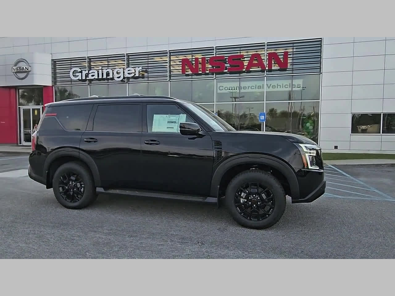 New 2026 Nissan Armada PRO-4X w/ Captain's Chari Seat Package image 36