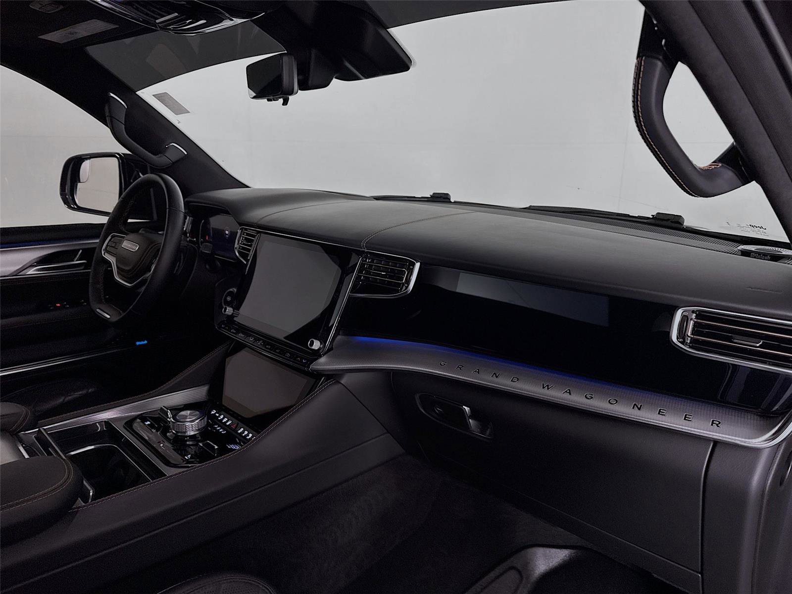 Used 2023 Jeep Grand Wagoneer Series III image 32