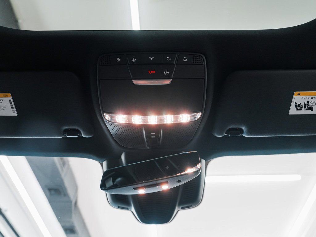 Used 2022 Mercedes-Benz E 450 4MATIC Sedan w/ Driver Assistance Package image 39