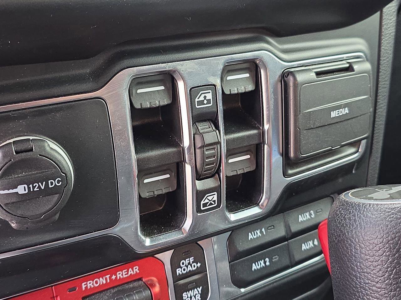 Used 2021 Jeep Wrangler Unlimited Rubicon image 12