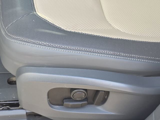 Certified 2023 Land Rover Defender 110 X-Dynamic SE image 27