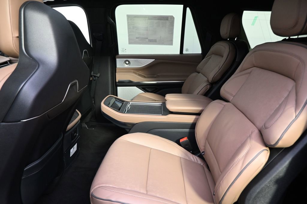 New 2026 Lincoln Navigator L Black Label image 21