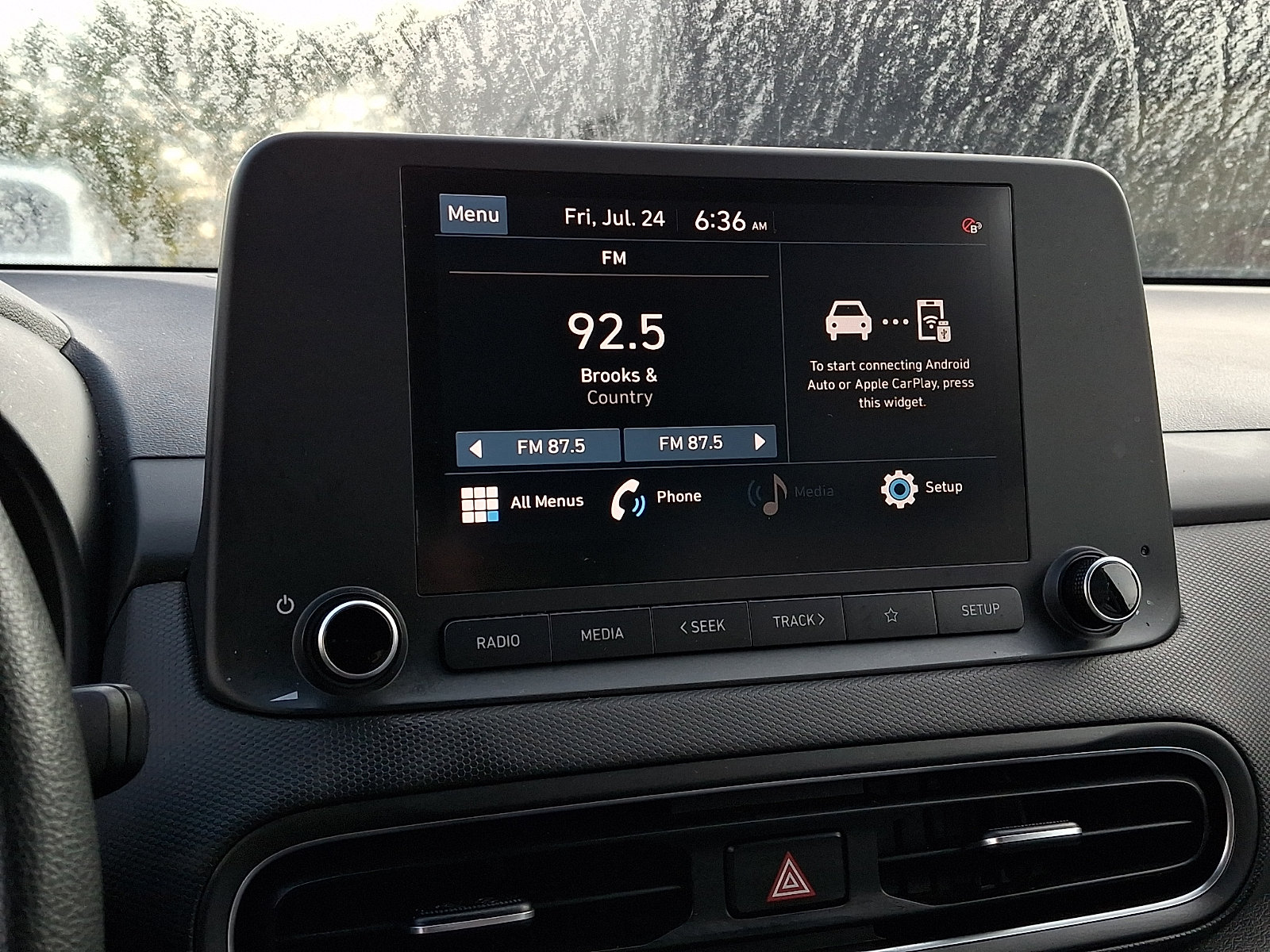 Certified 2023 Hyundai Kona SEL AWD/4WD image 19