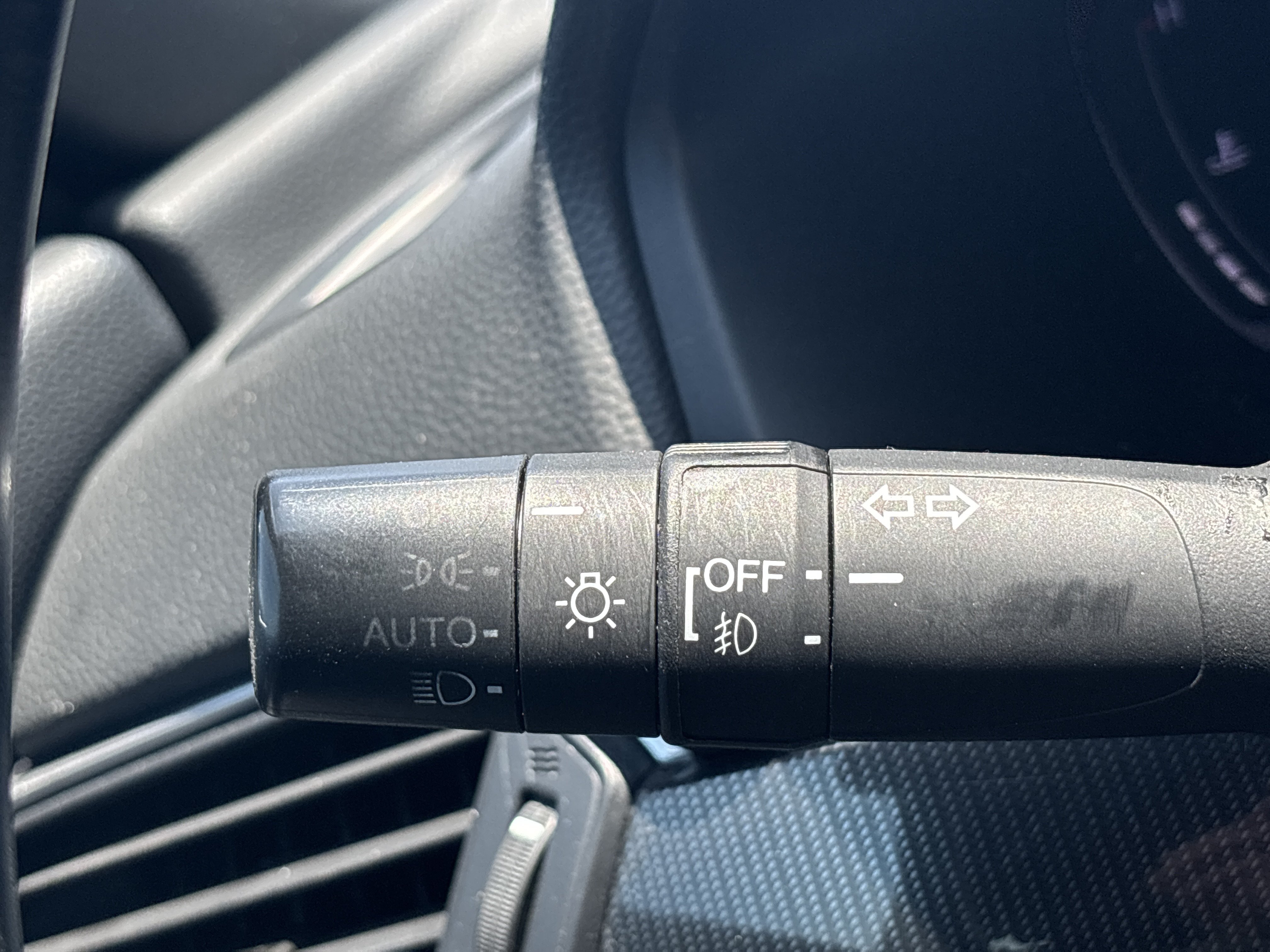 Used 2022 Honda Accord Sport image 28