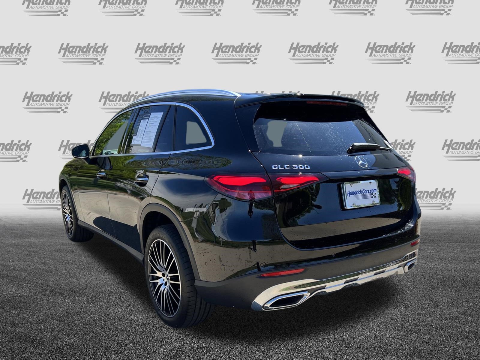 Certified 2025 Mercedes-Benz GLC 300 image 7