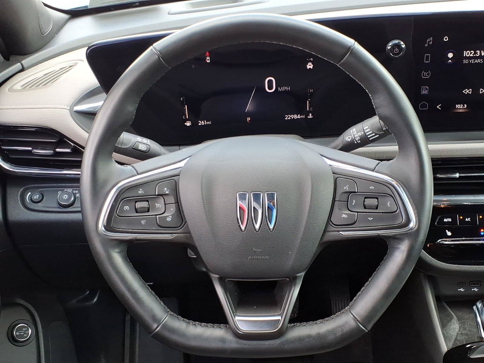 Used 2025 Buick Envista Avenir FWD image 29