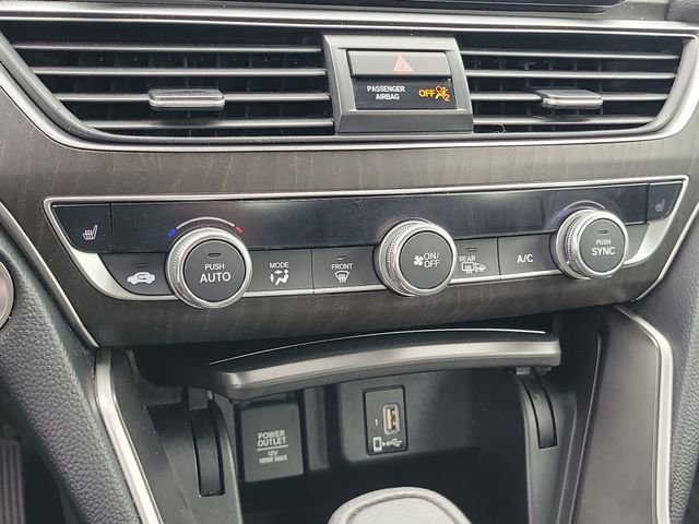 Used 2018 Honda Accord EX image 26