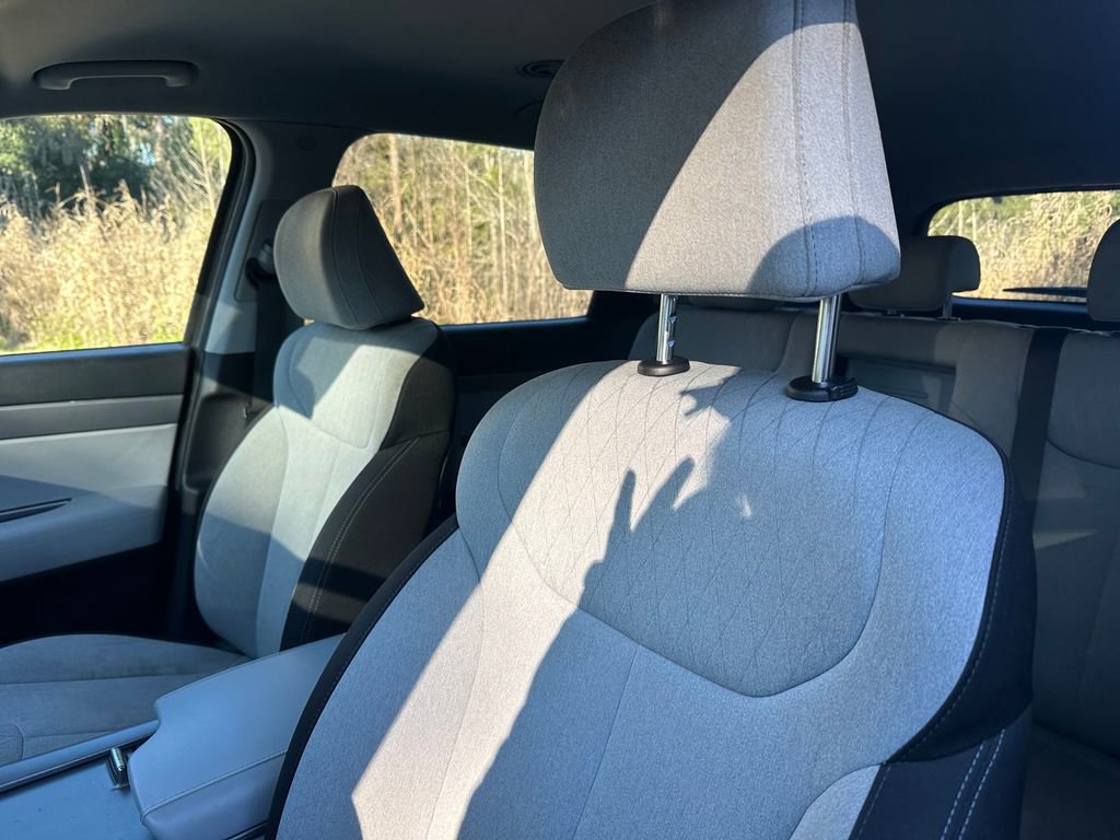 Used 2022 Hyundai Palisade SE image 23