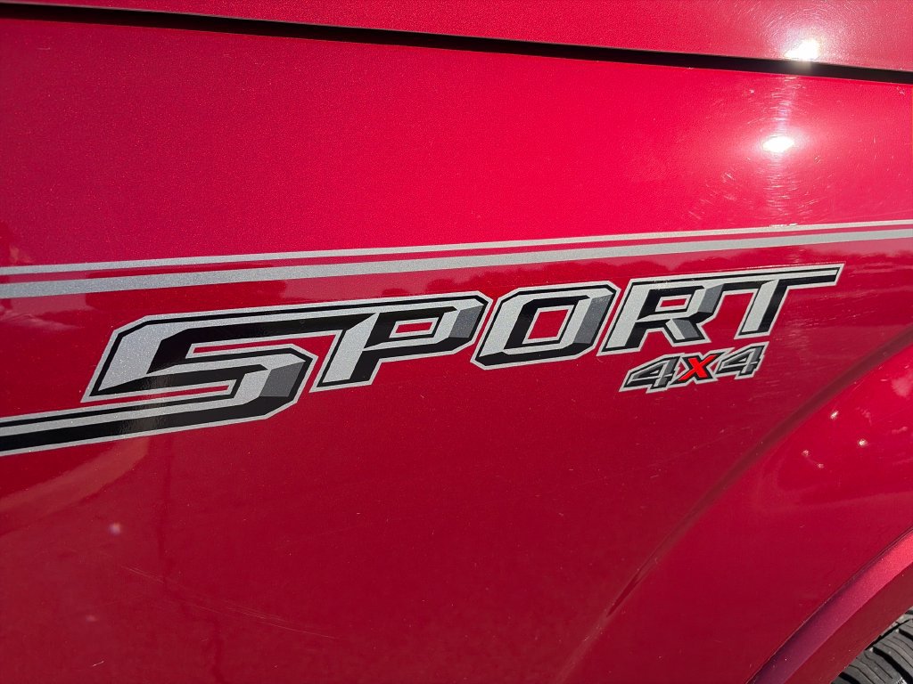 Used 2018 Ford F150 XLT w/ Equipment Group 302A Luxury AWD/4WD image 9
