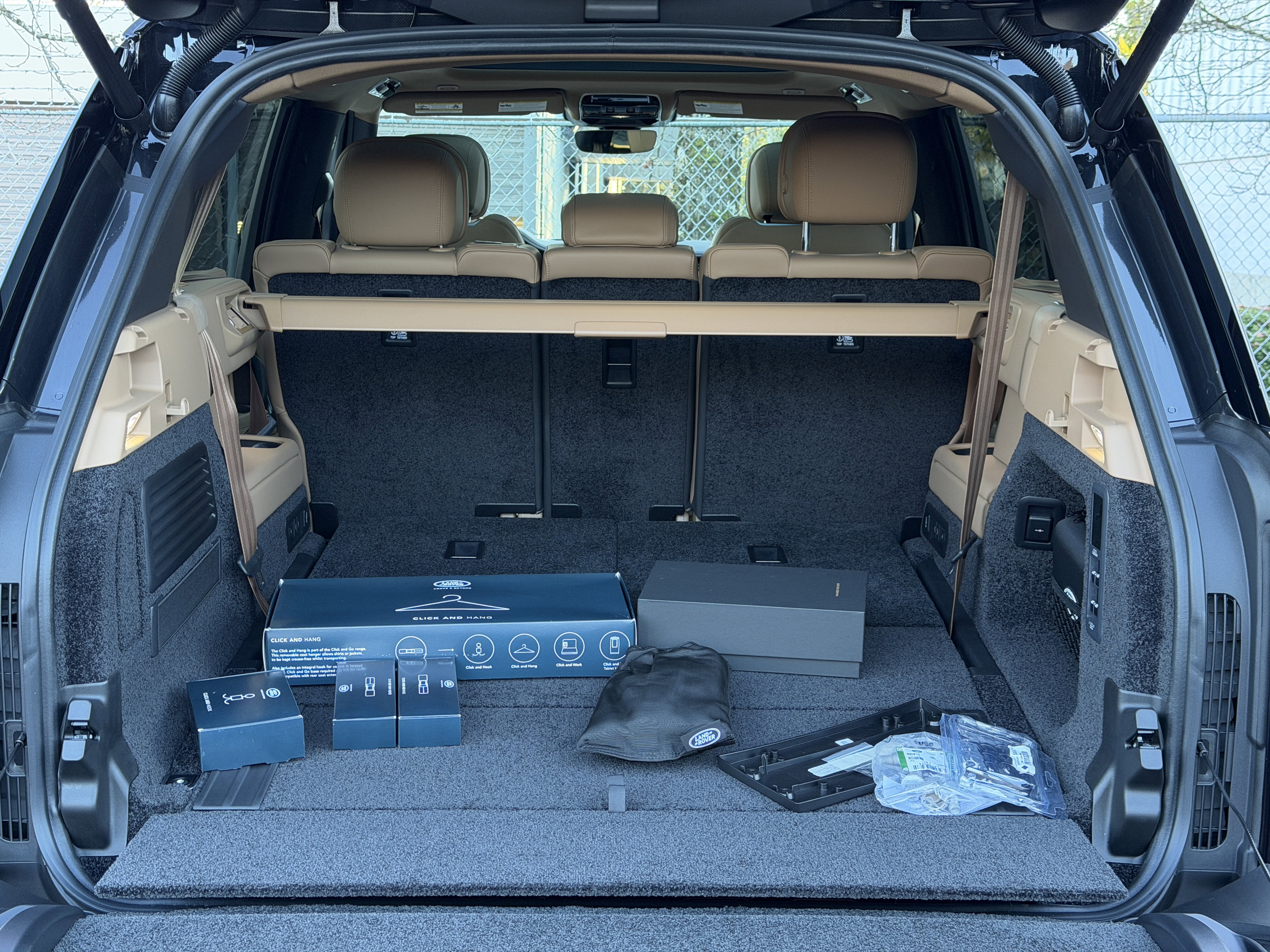 New 2026 Land Rover Range Rover Long Wheelbase SE AWD/4WD image 25