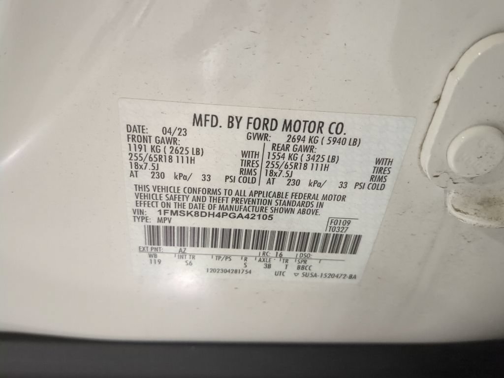 Used 2023 Ford Explorer XLT w/ Equipment Group 202A AWD/4WD image 16