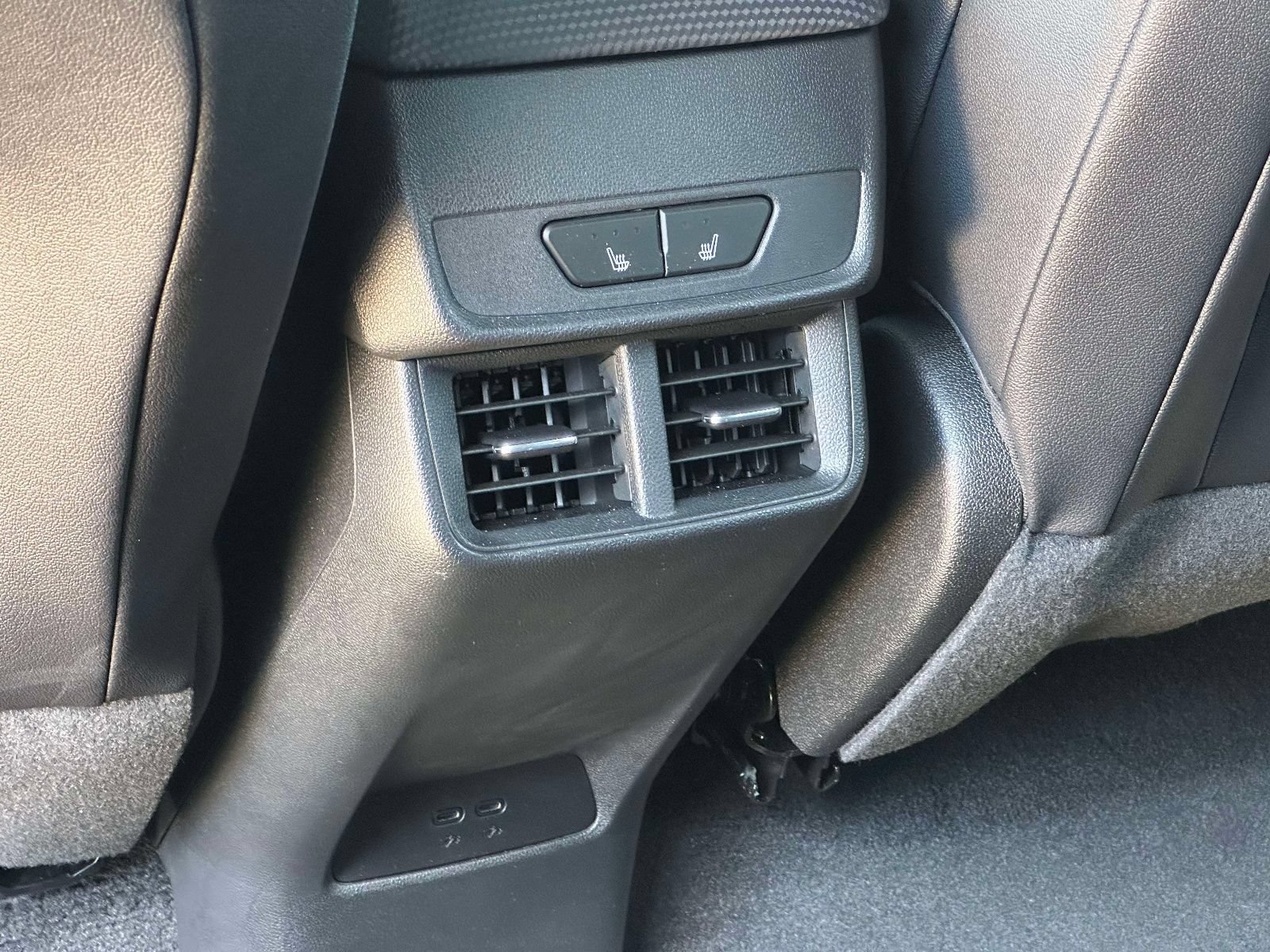 Used 2025 Chevrolet Equinox RS w/ Safety and Technology Package AWD/4WD image 14