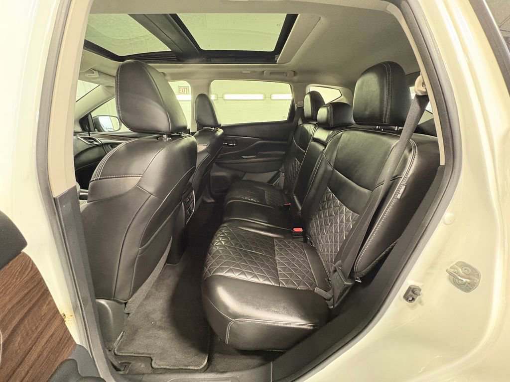 Used 2020 Nissan Murano Platinum image 24
