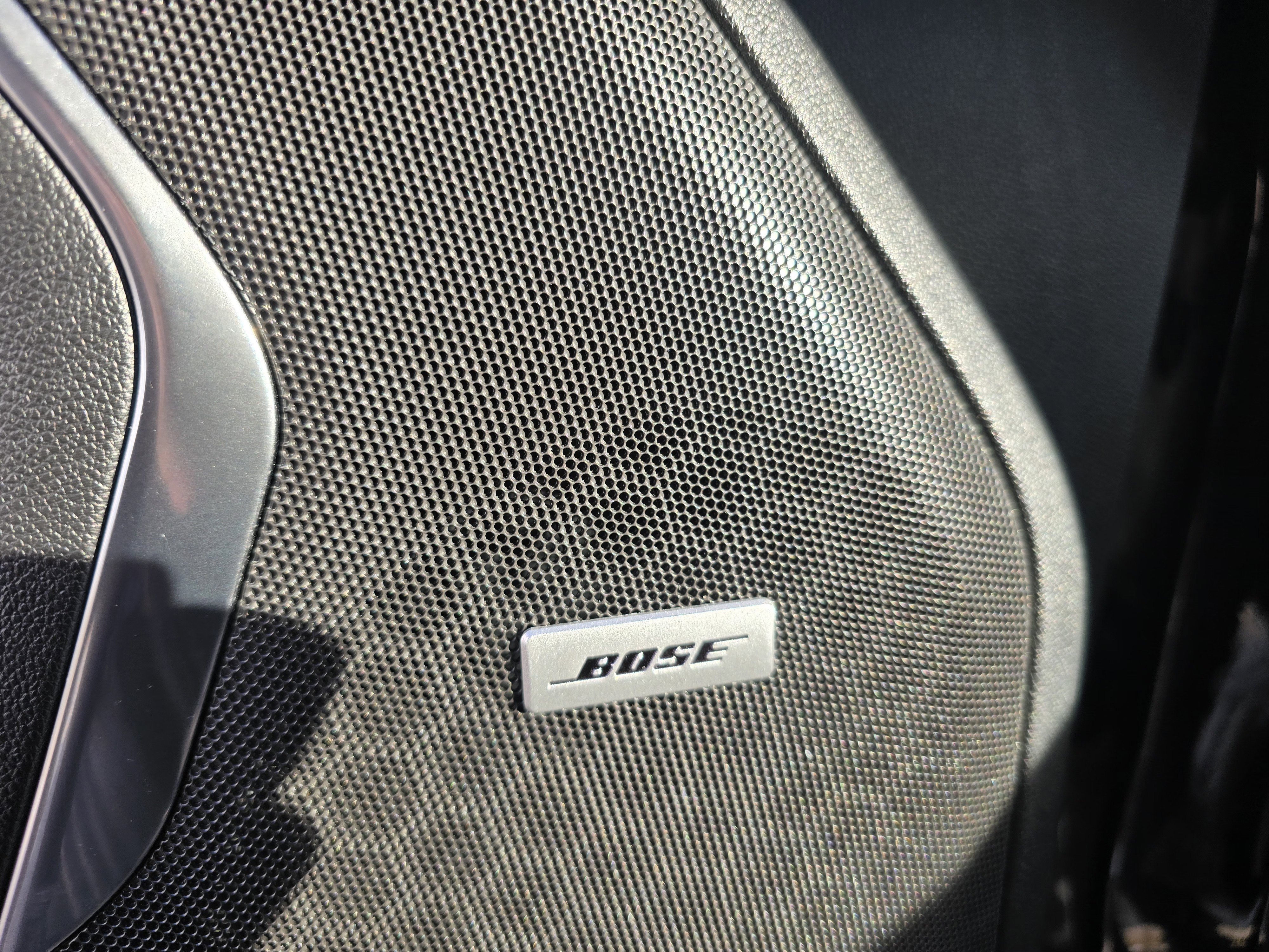 Used 2024 GMC Yukon SLT image 19