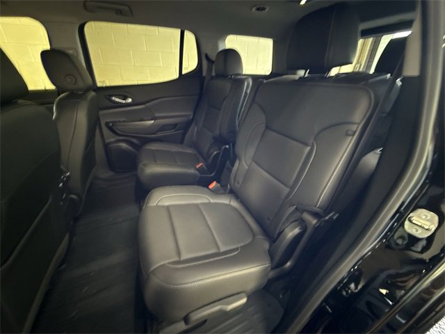 Certified 2023 GMC Acadia SLT w/ Preferred Package image 23