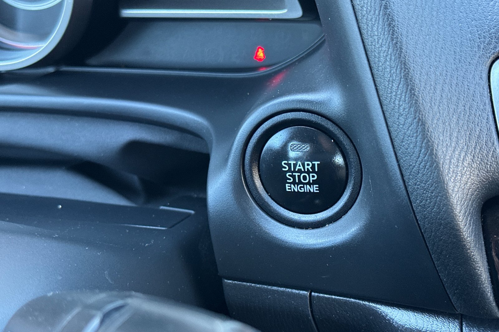 Used 2015 MAZDA MAZDA3 i Sport FWD image 22