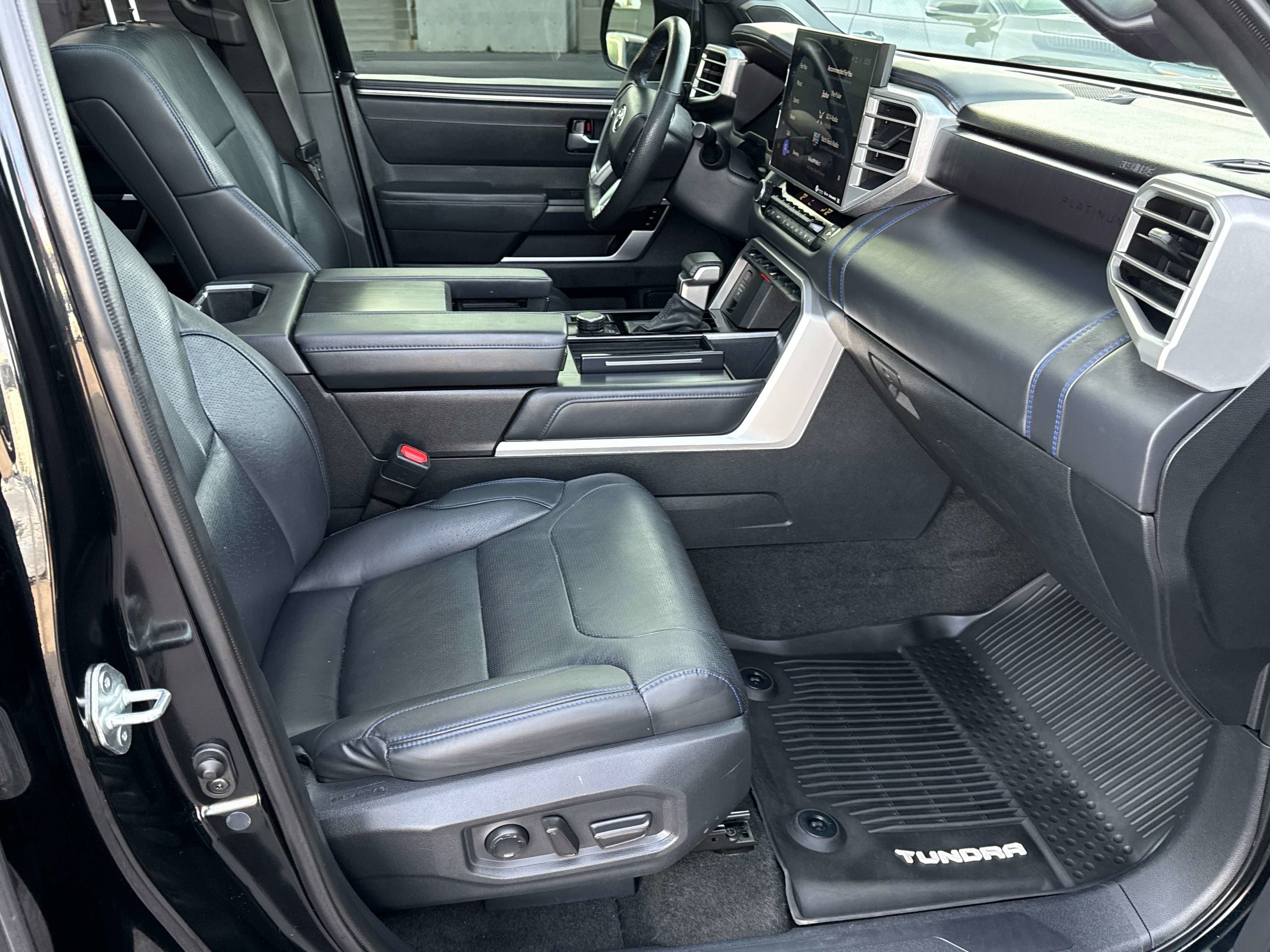 Used 2023 Toyota Tundra Platinum AWD/4WD image 21