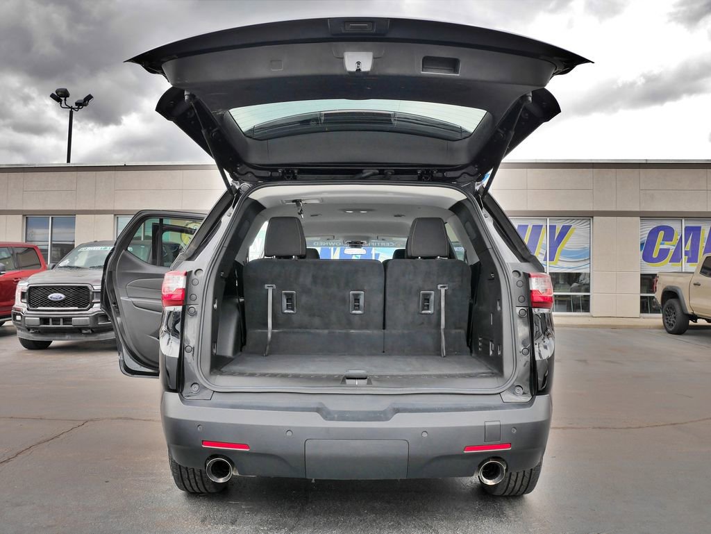 Used 2020 Chevrolet Traverse LS image 15