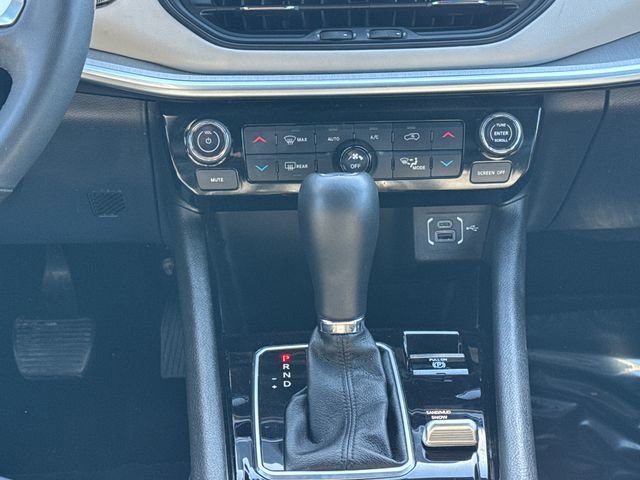 Used 2025 Jeep Compass Limited w/ Elite Group image 23