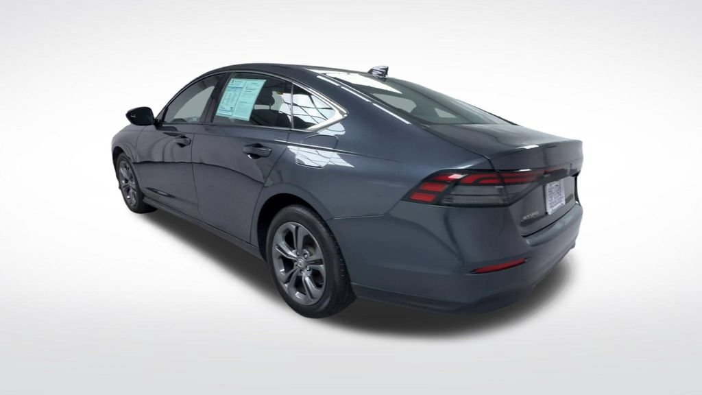 Used 2023 Honda Accord EX image 9