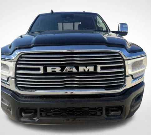 Used 2024 RAM 2500 Laramie w/ Safety Group AWD/4WD image 3
