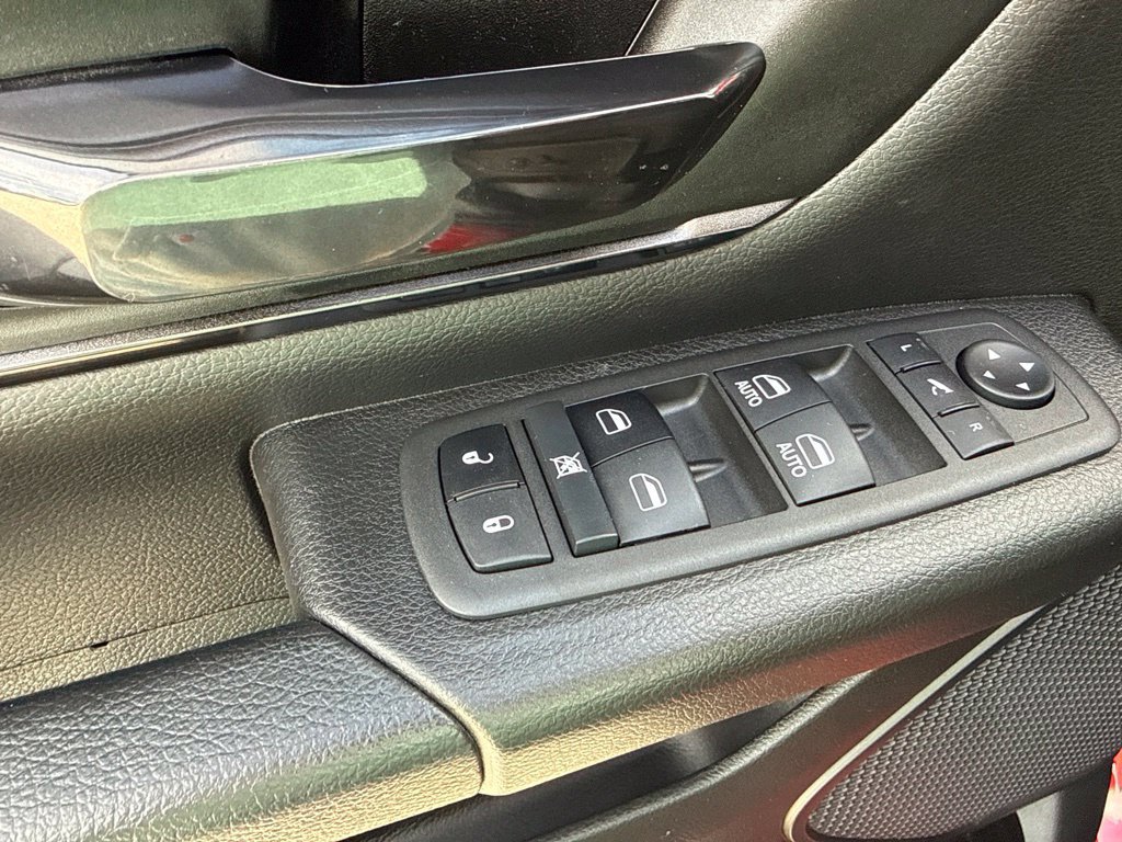 Used 2022 RAM 1500 Big Horn AWD/4WD image 14
