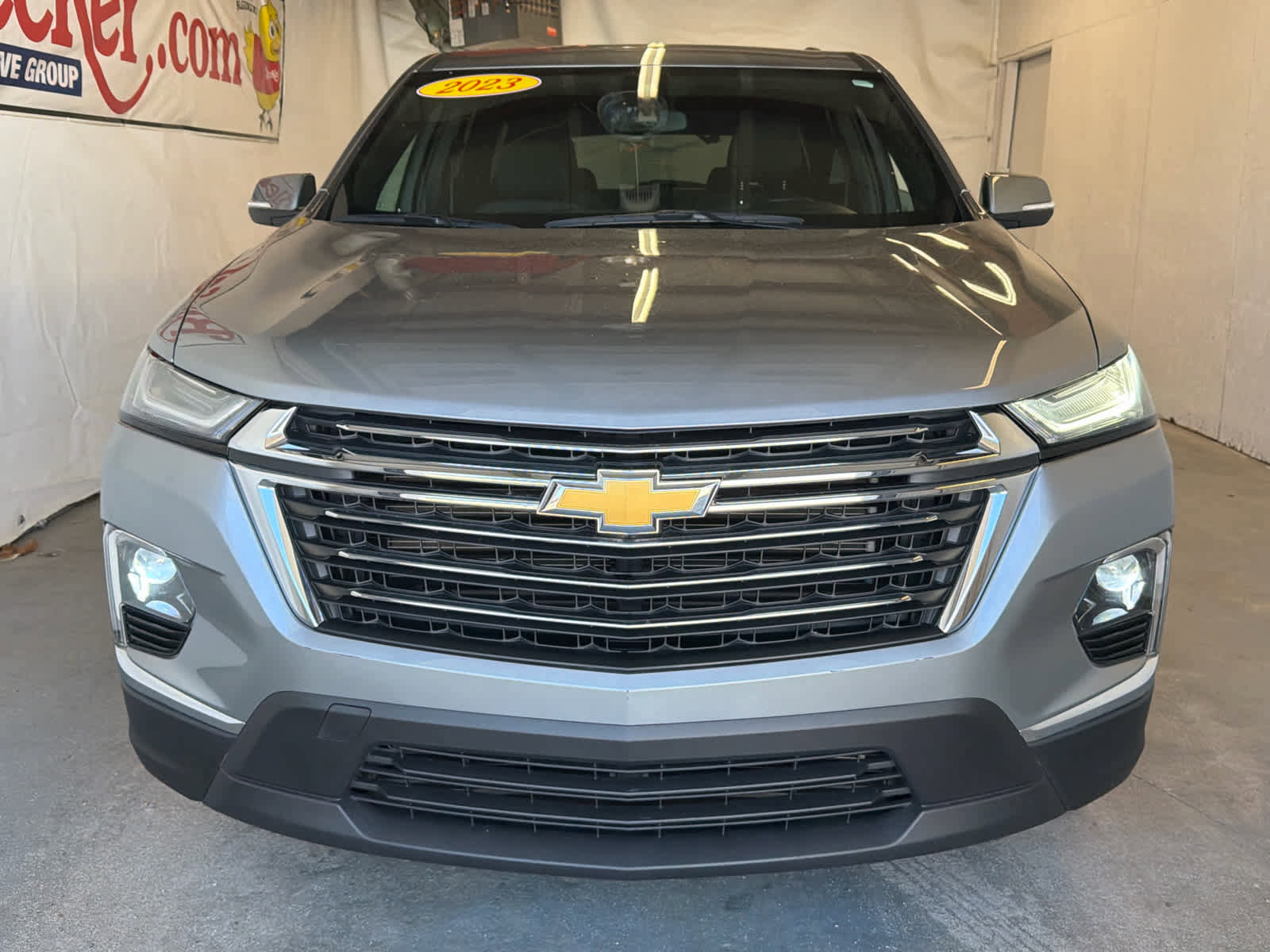 Used 2023 Chevrolet Traverse LT AWD/4WD image 3
