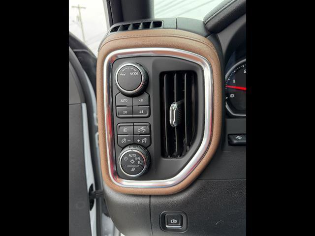 Used 2022 Chevrolet Silverado 3500 High Country image 56