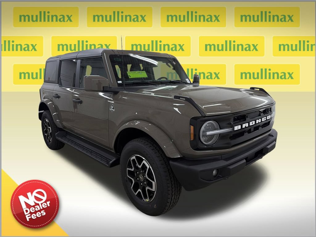 New 2026 Ford Bronco Outer Banks AWD/4WD image 1