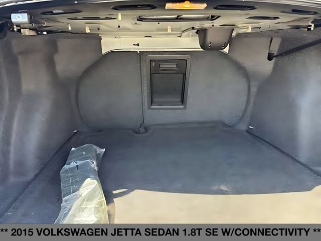 Used 2015 Volkswagen Jetta SE FWD image 14