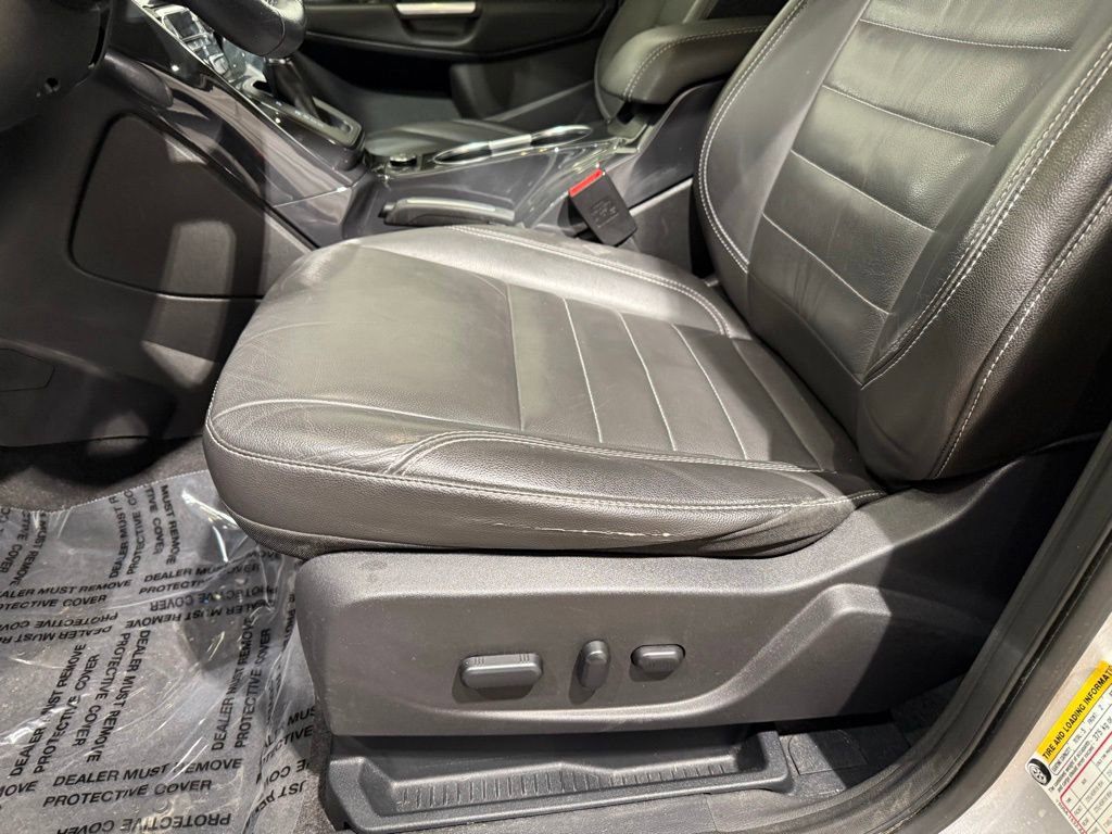 Used 2015 Ford Escape Titanium image 14