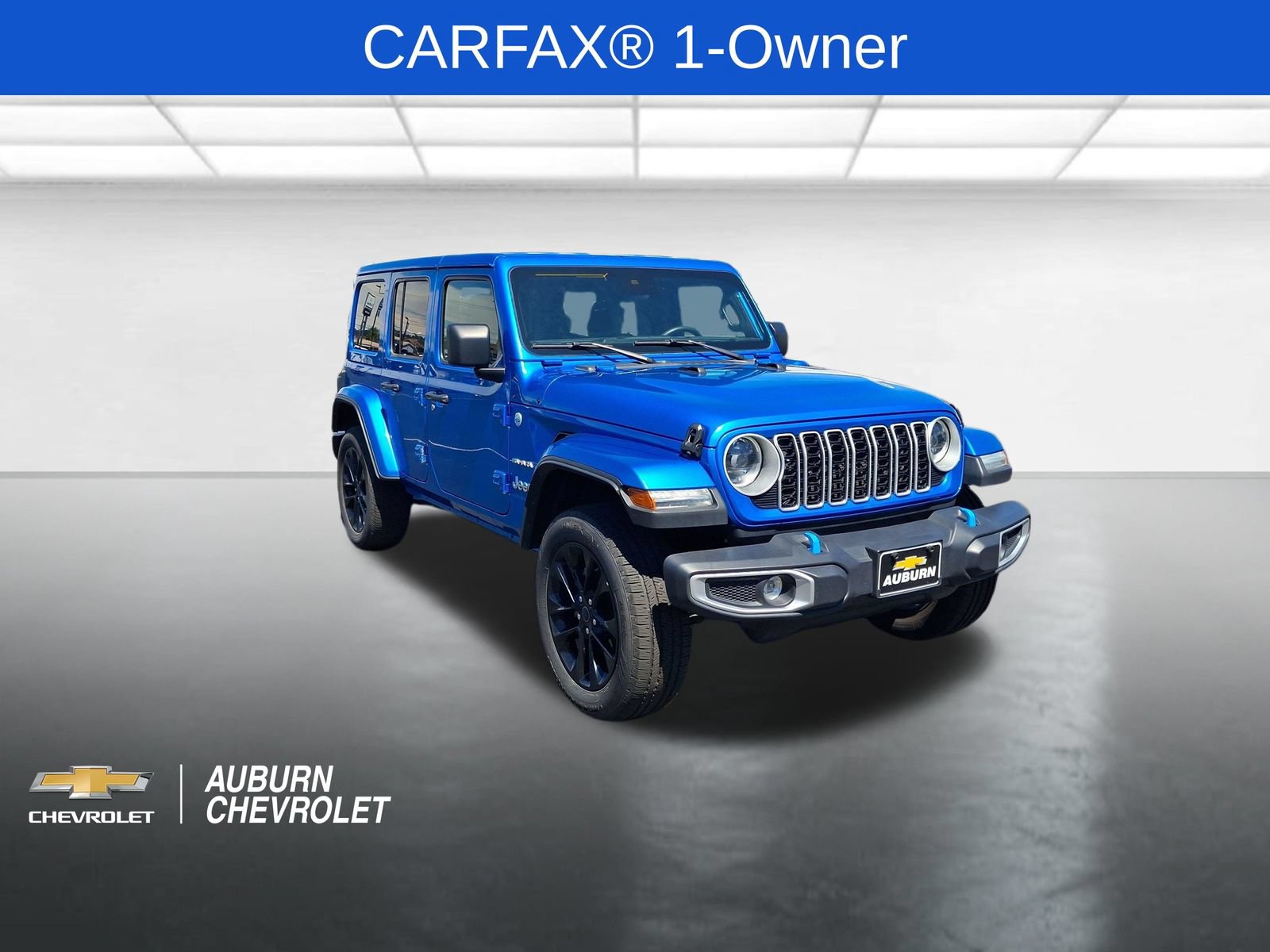 Used 2024 Jeep Wrangler Unlimited Sahara AWD/4WD image 1