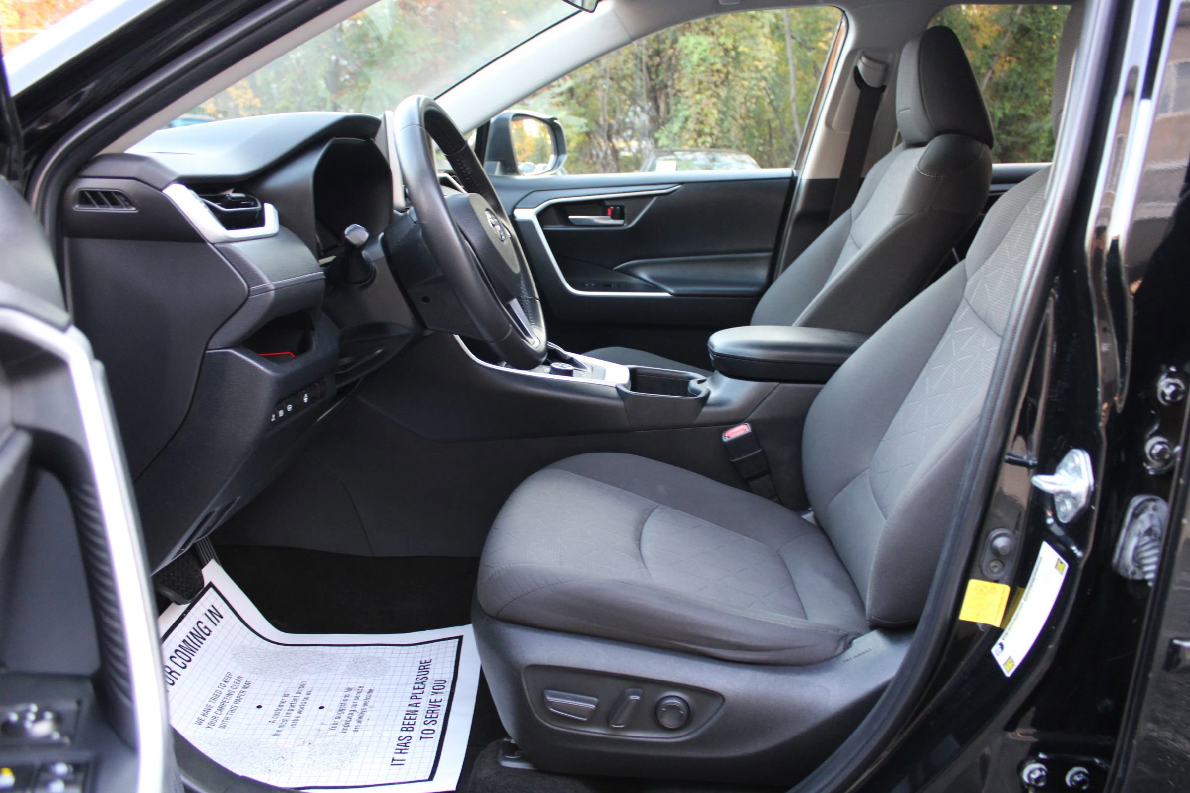 Used 2023 Toyota RAV4 XLE w/ XLE Grade Weather Package AWD/4WD image 19