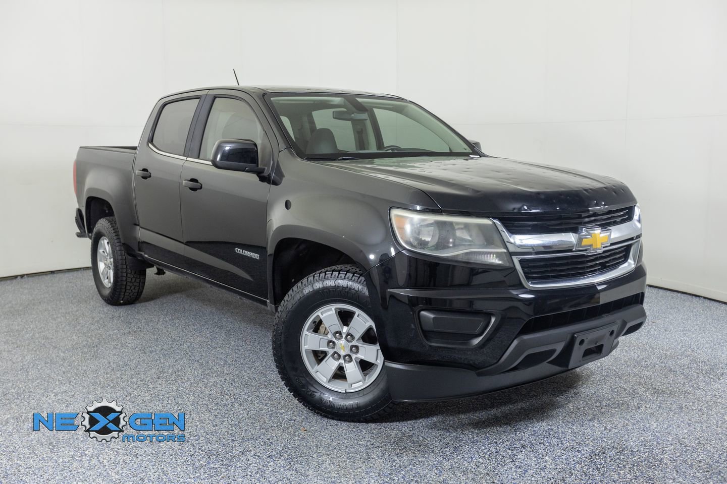 Used 2020 Chevrolet Colorado W/T w/ WT Convenience Package RWD image 1