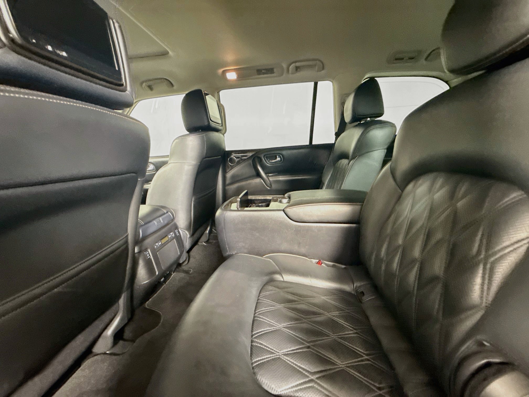 Used 2022 Nissan Armada Platinum w/ Captain's Chairs Package AWD/4WD image 26