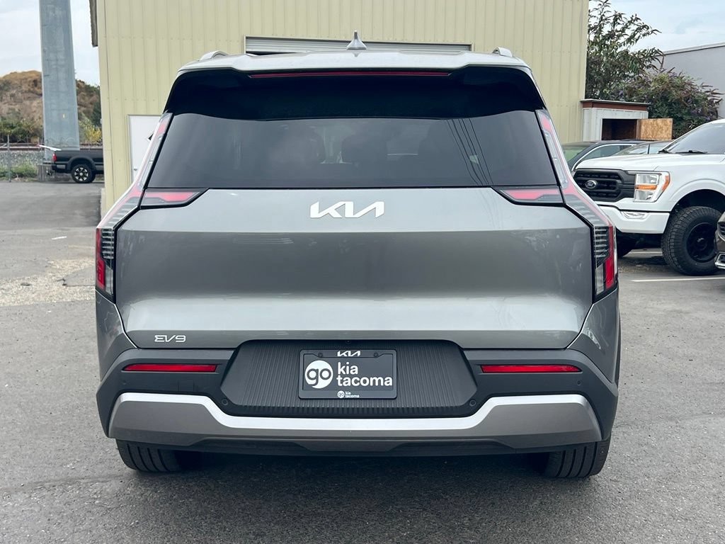 Used 2024 Kia EV9 Wind AWD/4WD image 6