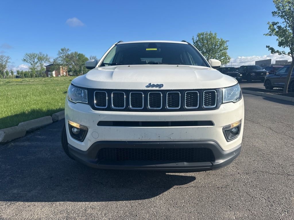 Used 2019 Jeep Compass Latitude w/ Popular Equipment Group image 2
