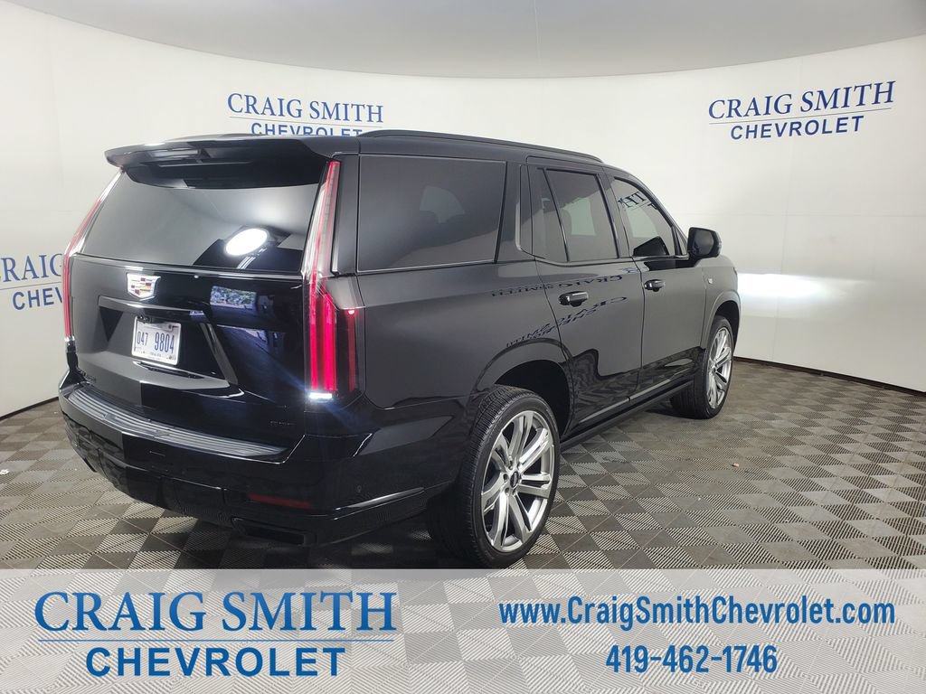 Used 2025 Cadillac Escalade Sport Platinum w/ LPO, Floor Liner Package AWD/4WD image 5