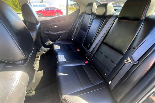 Used 2024 Nissan Sentra SR w/ SR Premium Package image 28