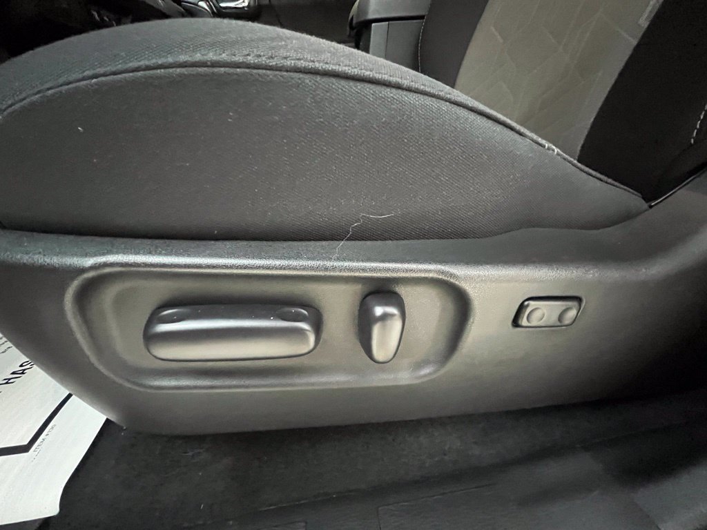 Used 2023 Toyota Tacoma TRD Off-Road AWD/4WD image 49