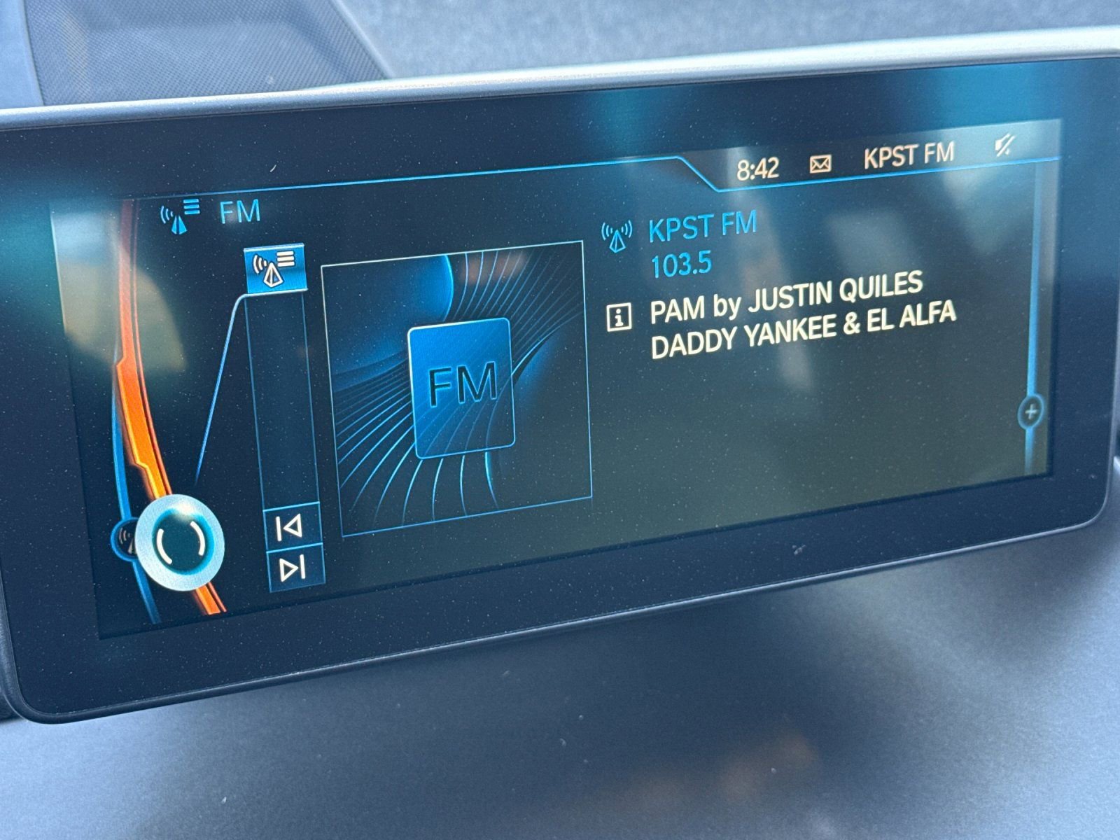 Used 2017 BMW i3 94Ah w/Range Extender image 17