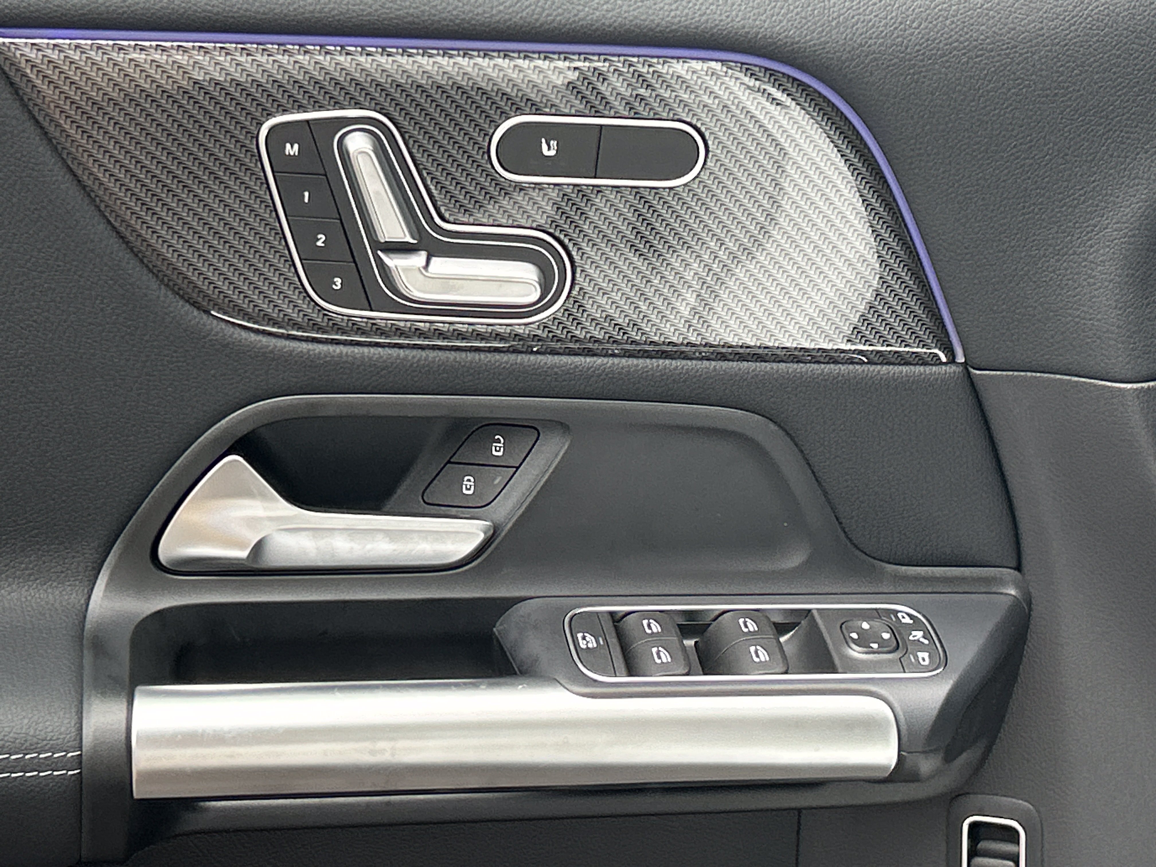 New 2026 Mercedes-Benz GLA 35 AMG 4MATIC image 16