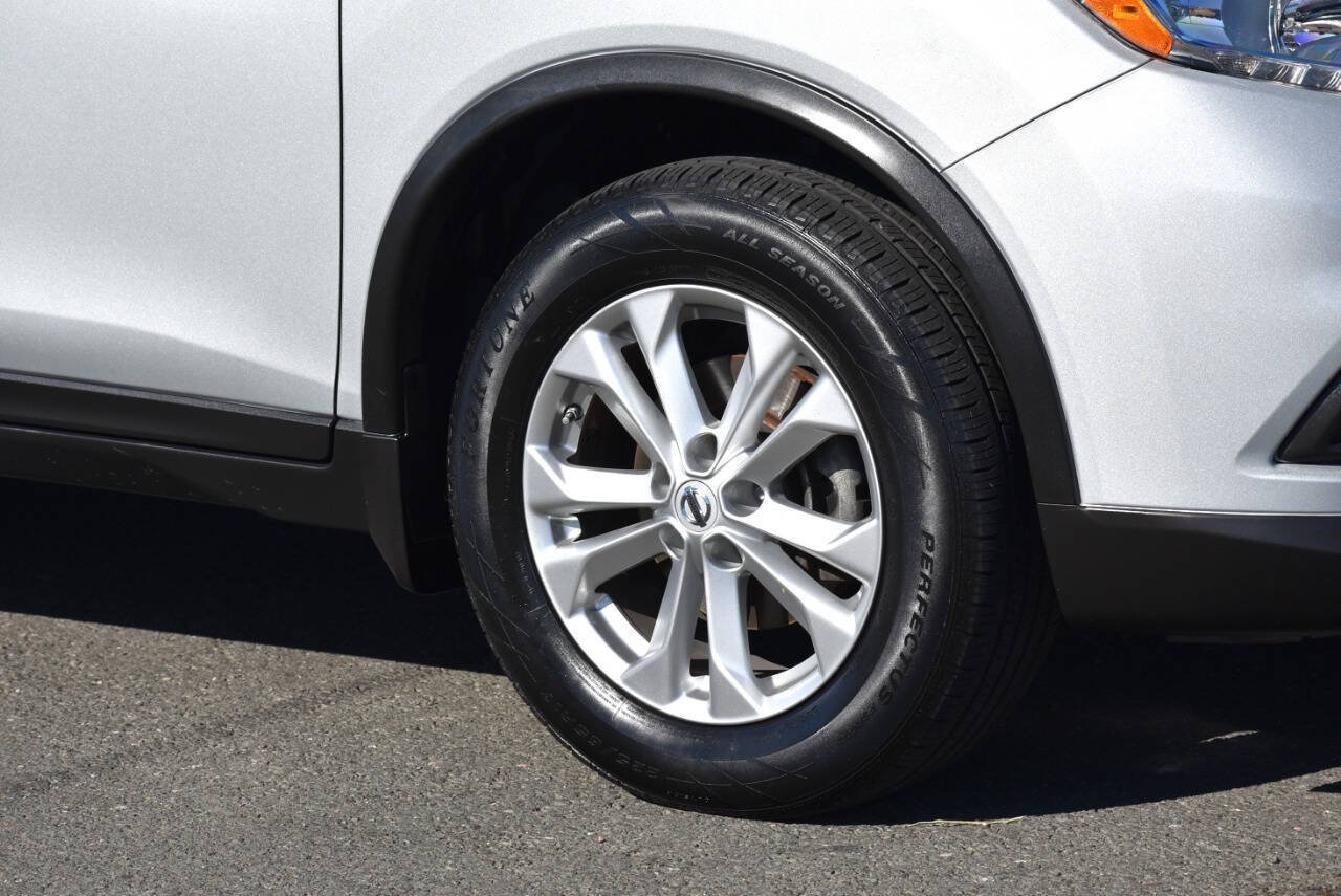 Used 2015 Nissan Rogue SV AWD/4WD image 15
