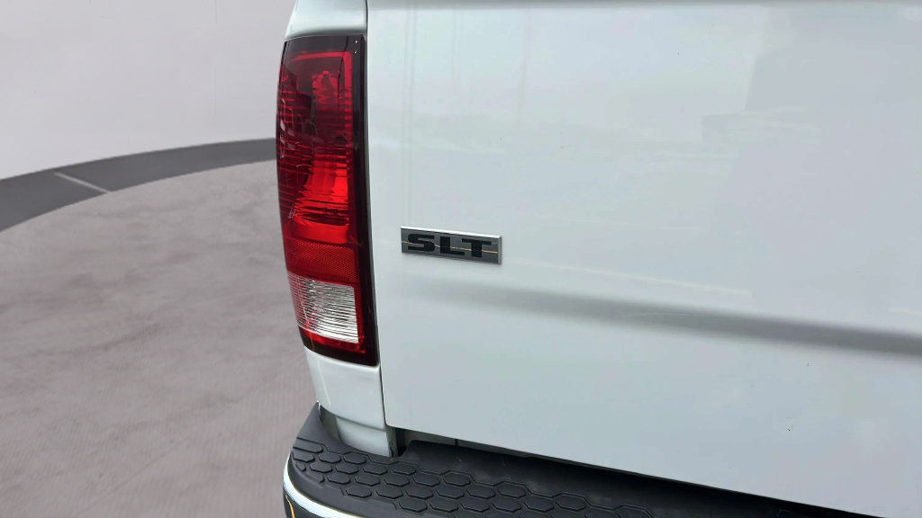 Used 2012 RAM 1500 Classic SLT RWD image 14